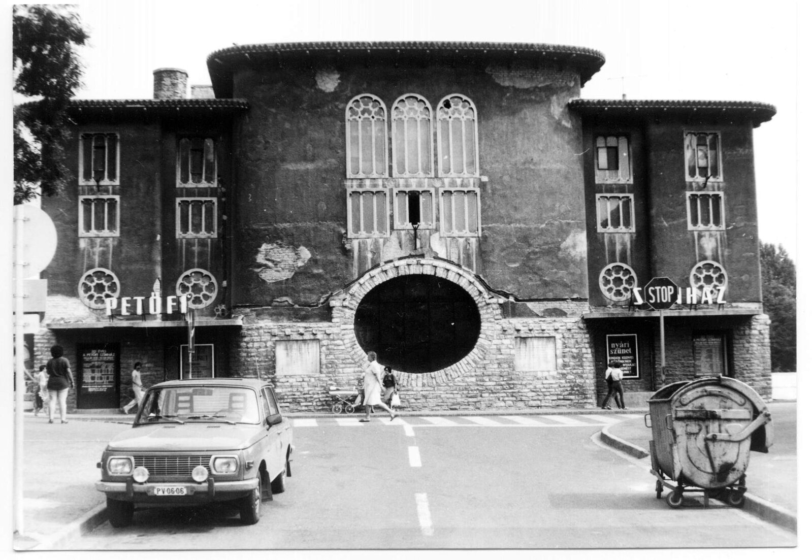 Piroska és a farkas 